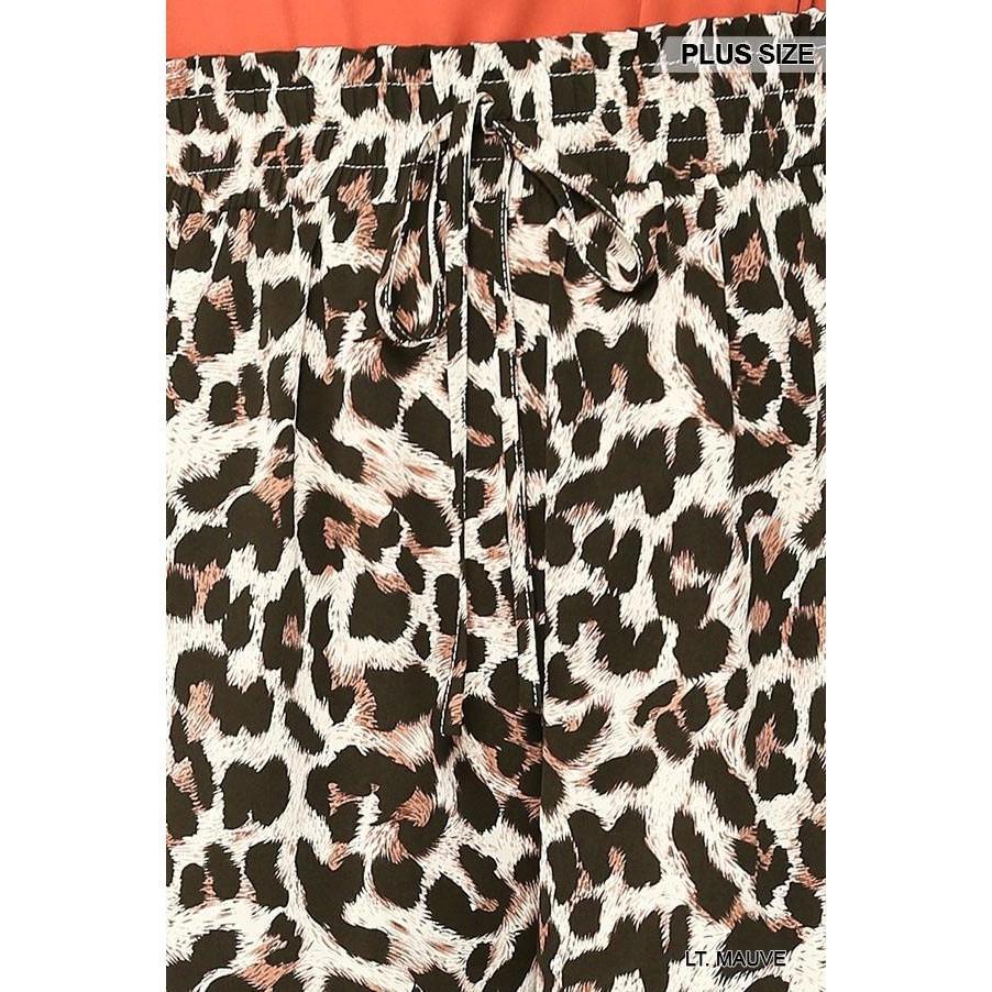 Leopard Printed Side Pocket Shorts With Waist Detail-NXTLVLNYC